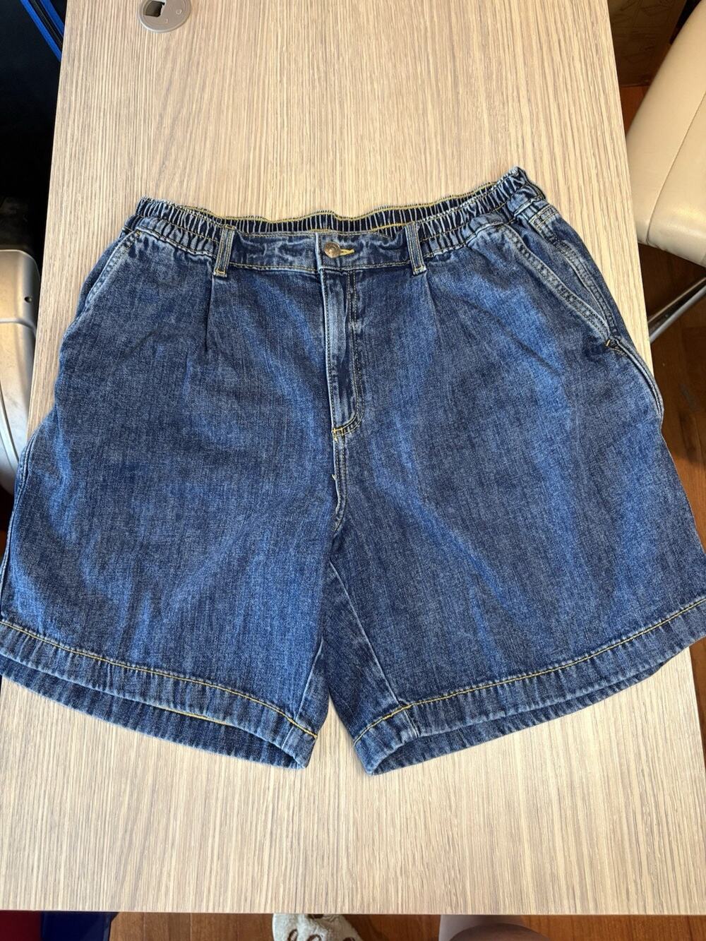Aerie Vintage Style Denim Shorts Women’s Large Elastic Waist Blue Pockets - Picture 1 of 7
